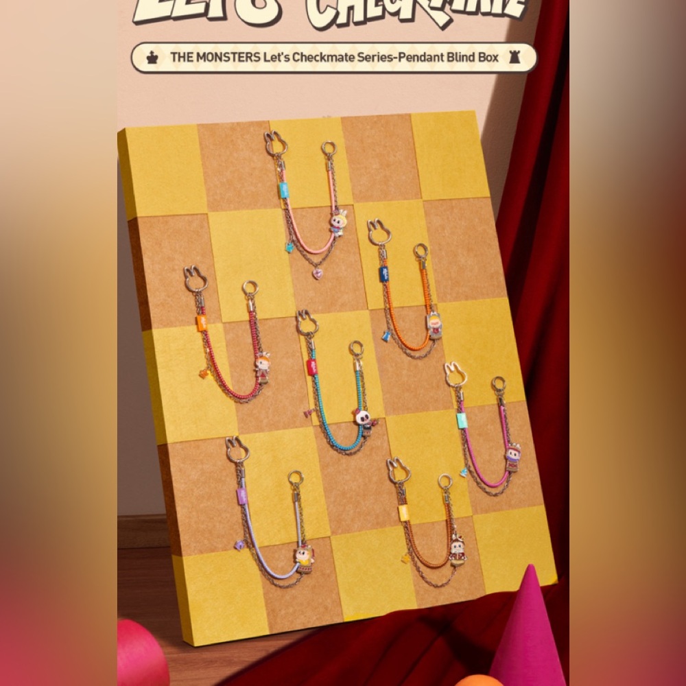 THE MONSTERS Let's Checkmate Series-
Pendant Blind Box